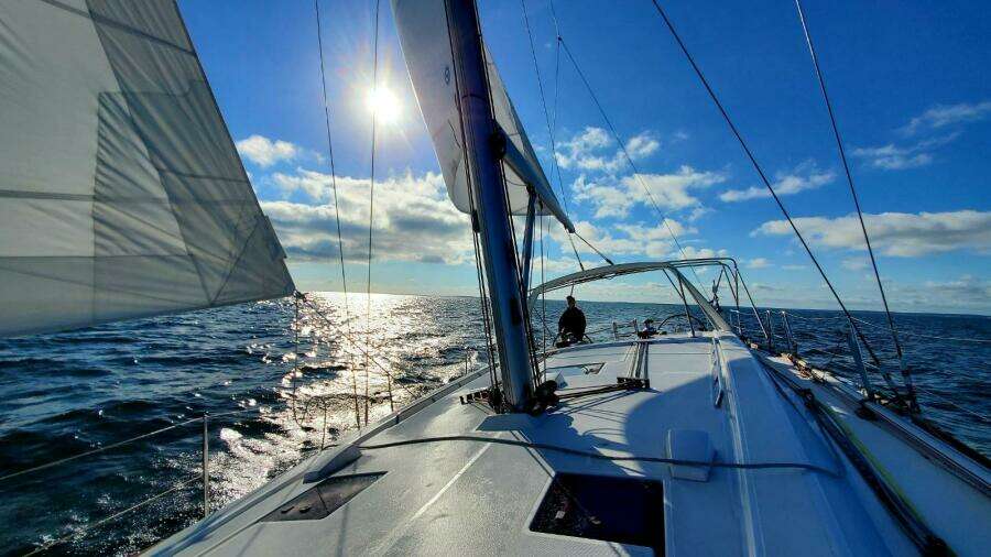 Hanuman 45ft Beneteau Yacht For Sale