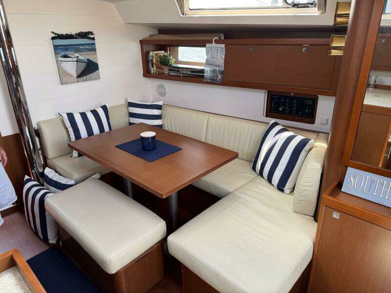 Hanuman 45ft Beneteau Yacht For Sale