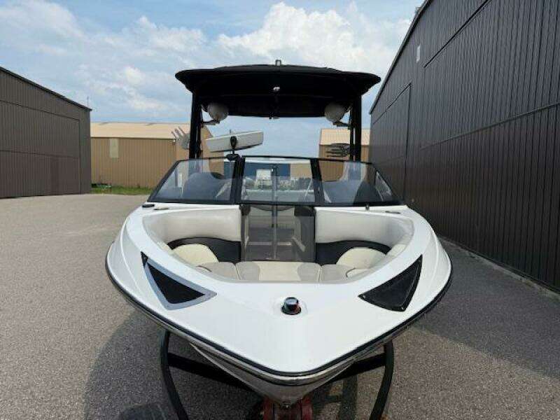 20ft Malibu Yacht For Sale