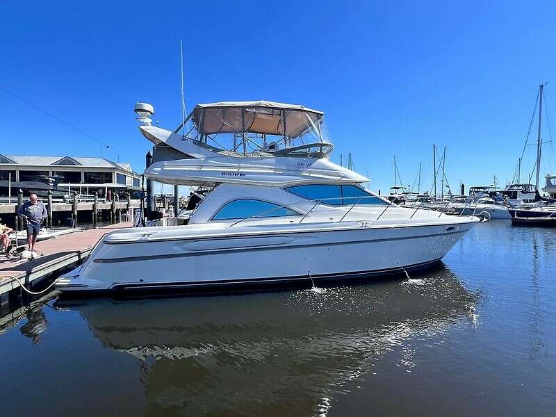 Gypsy Girl 41ft Maxum Yacht For Sale