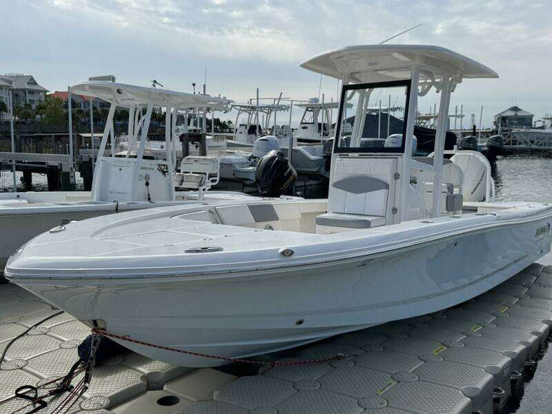 24ft Robalo Yacht For Sale