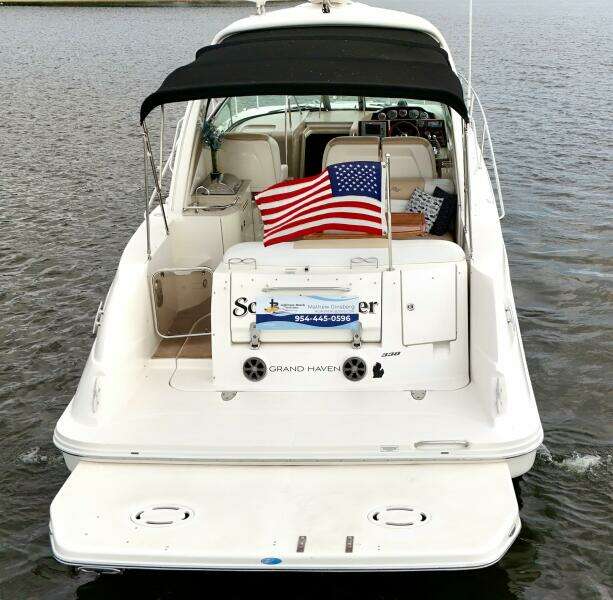 33ft Sea Ray Yacht For Sale