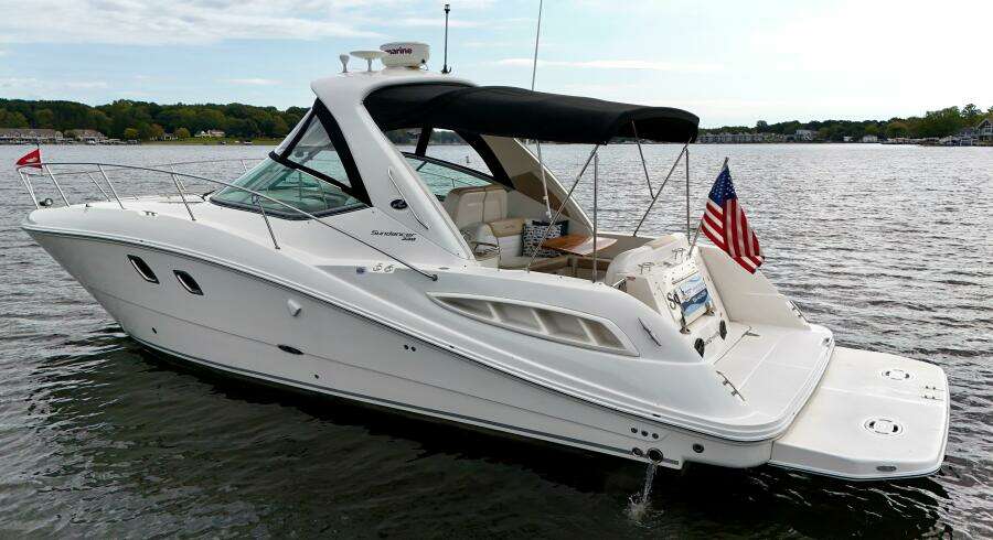 33ft Sea Ray Yacht For Sale