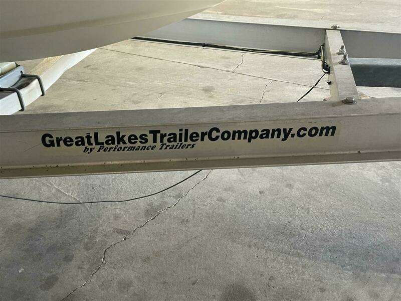 24ft Sea Ray Yacht For Sale