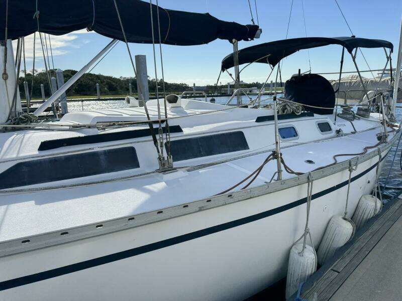 40ft Hunter Yacht For Sale
