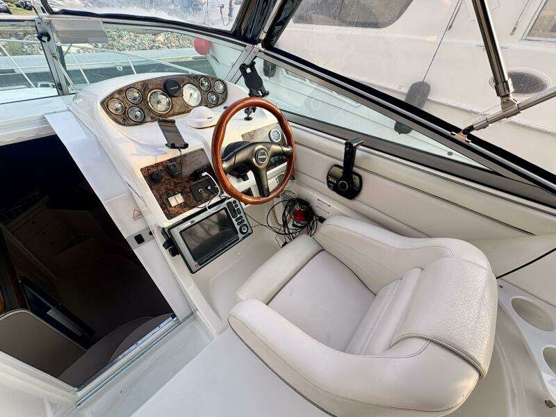 Midnight Run 27ft Doral Yacht For Sale