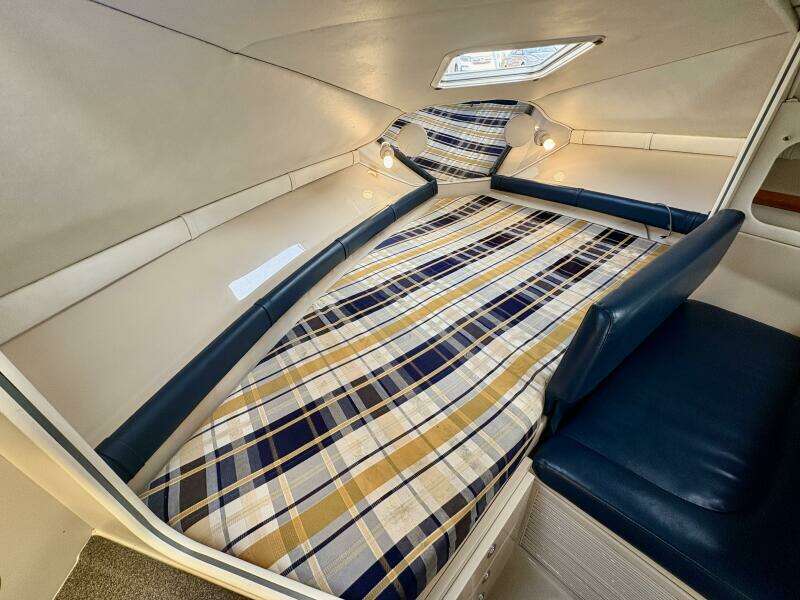 Midnight Run 27ft Doral Yacht For Sale