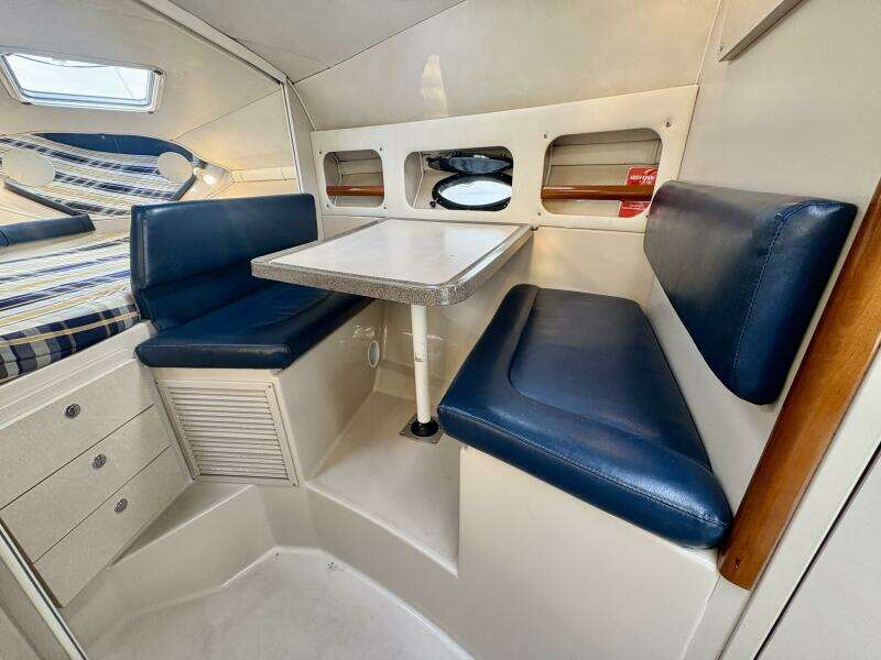 Midnight Run 27ft Doral Yacht For Sale