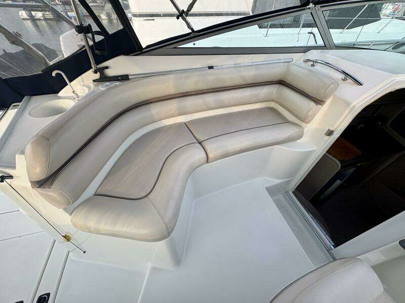 Midnight Run 27ft Doral Yacht For Sale