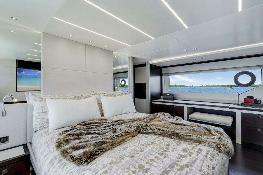 76ft Sunseeker Yacht For Sale