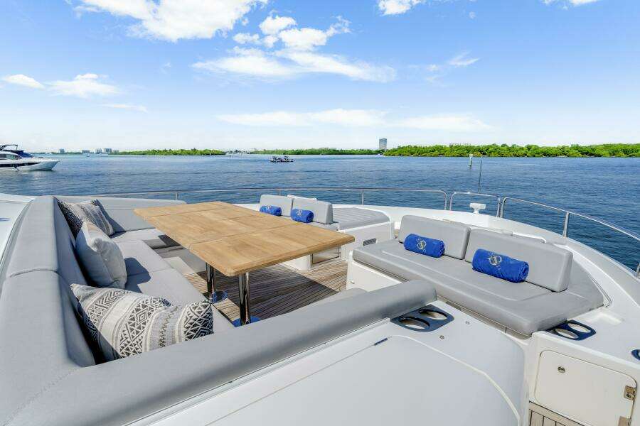 76ft Sunseeker Yacht For Sale