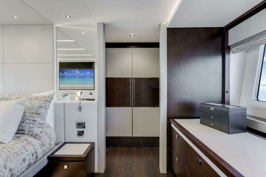76ft Sunseeker Yacht For Sale
