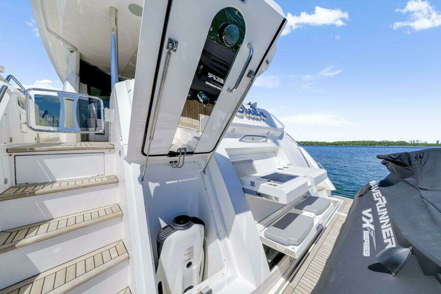 76ft Sunseeker Yacht For Sale