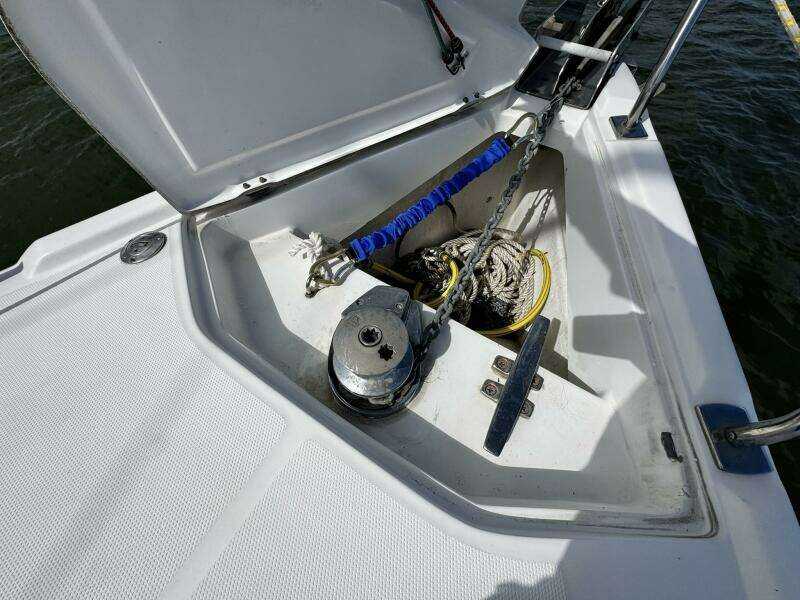 Vivez 38ft Hunter Yacht For Sale