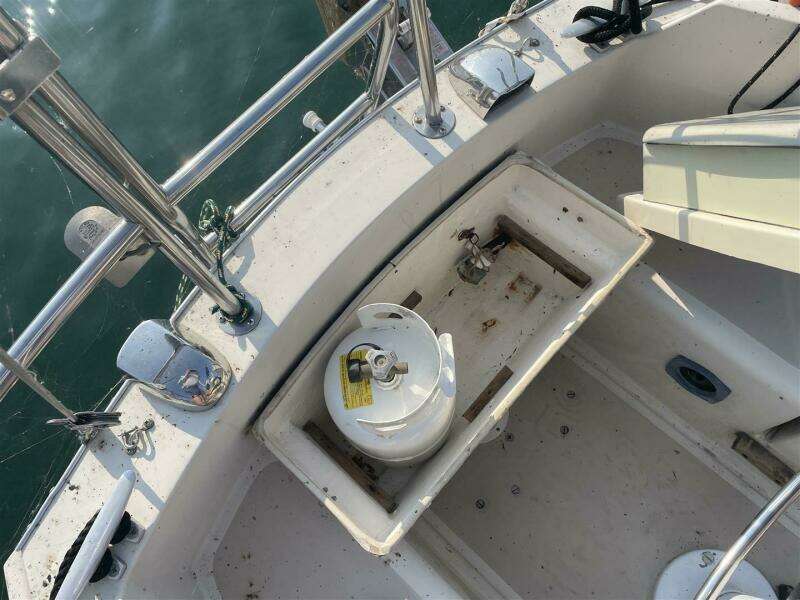 31ft CAL Yacht For Sale