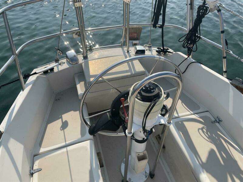31ft CAL Yacht For Sale