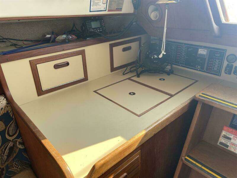 31ft CAL Yacht For Sale