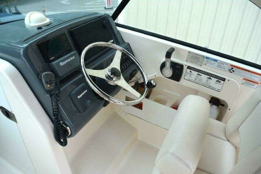26ft Pursuit Yacht For Sale