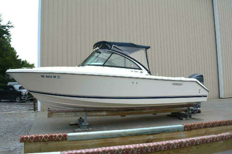 26ft Pursuit Yacht For Sale