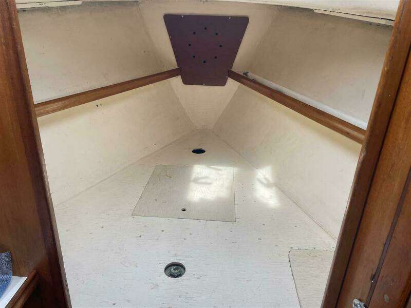 Haiku 30ft CAL Yacht For Sale