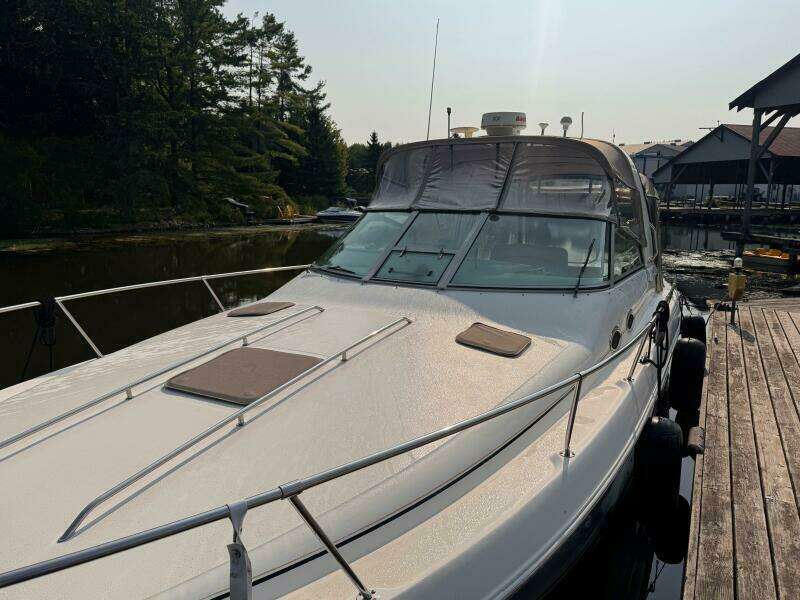 31ft Sea Ray Yacht For Sale