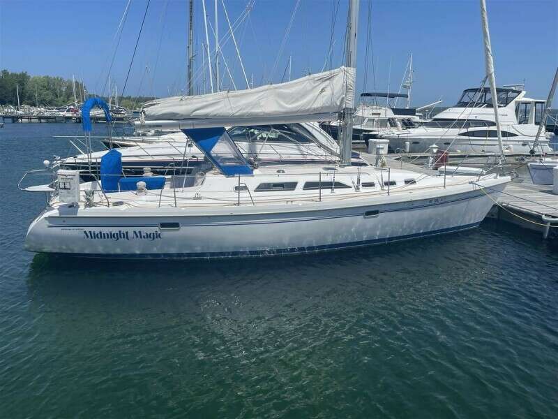 Midnight Magic 38ft Catalina Yacht For Sale