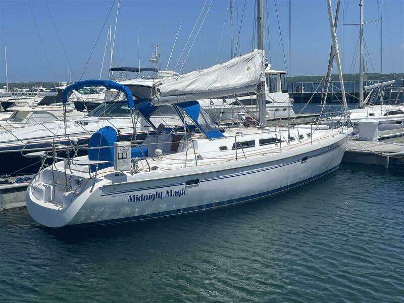 Midnight Magic 38ft Catalina Yacht For Sale