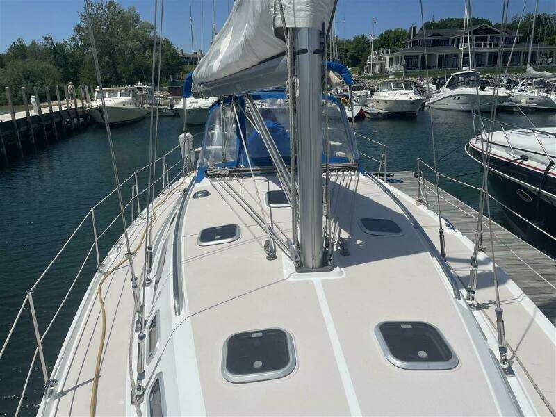 Midnight Magic 38ft Catalina Yacht For Sale