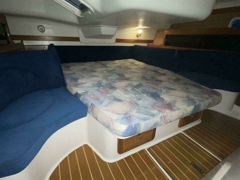 Midnight Magic 38ft Catalina Yacht For Sale