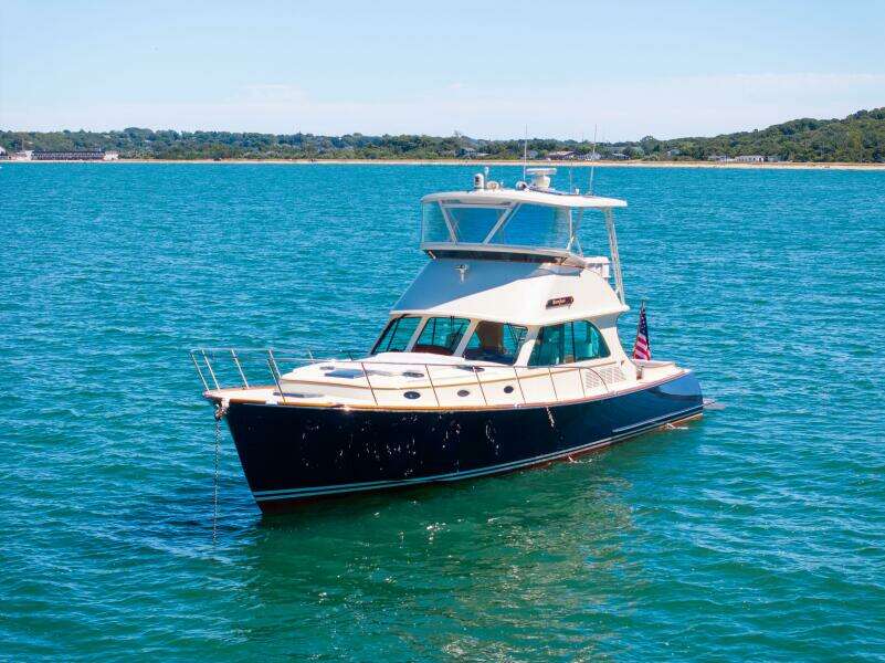 48 ft Hinckley  2014 Talaria 48 Flybridge