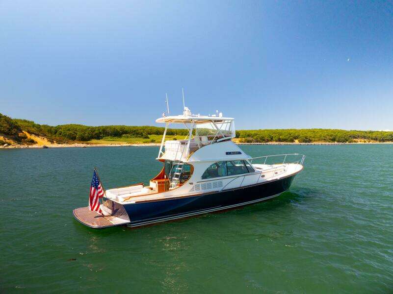 48 ft Hinckley  2014 Talaria 48 Flybridge