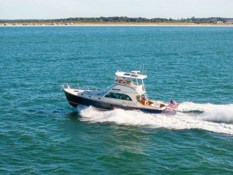48 ft Hinckley  2014 Talaria 48 Flybridge