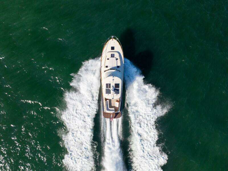 48 ft Hinckley  2014 Talaria 48 Flybridge