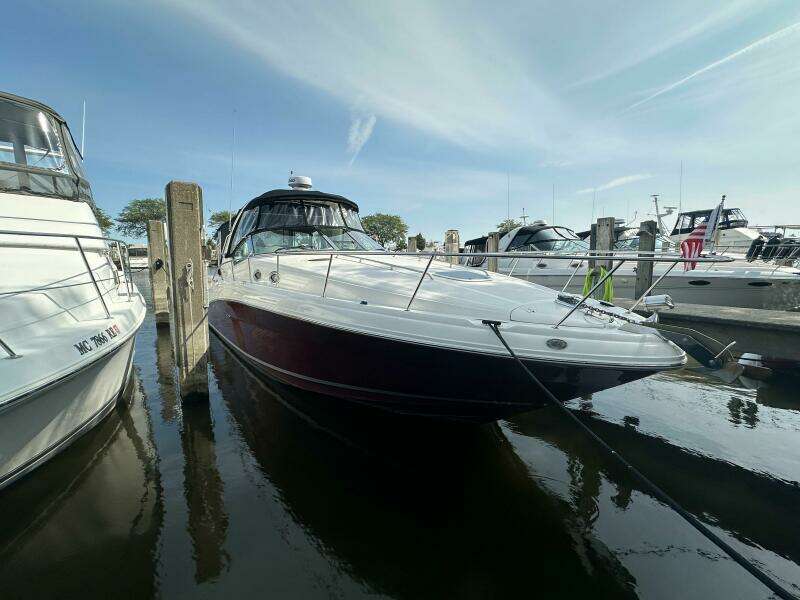 34ft Sea Ray Yacht For Sale