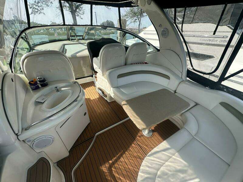 34ft Sea Ray Yacht For Sale