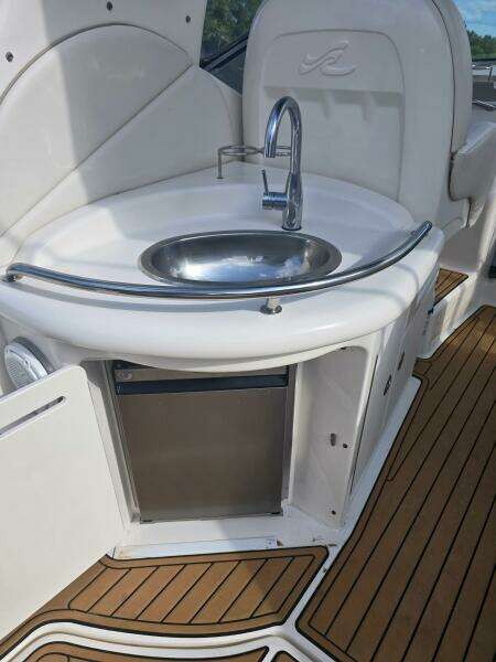 34ft Sea Ray Yacht For Sale