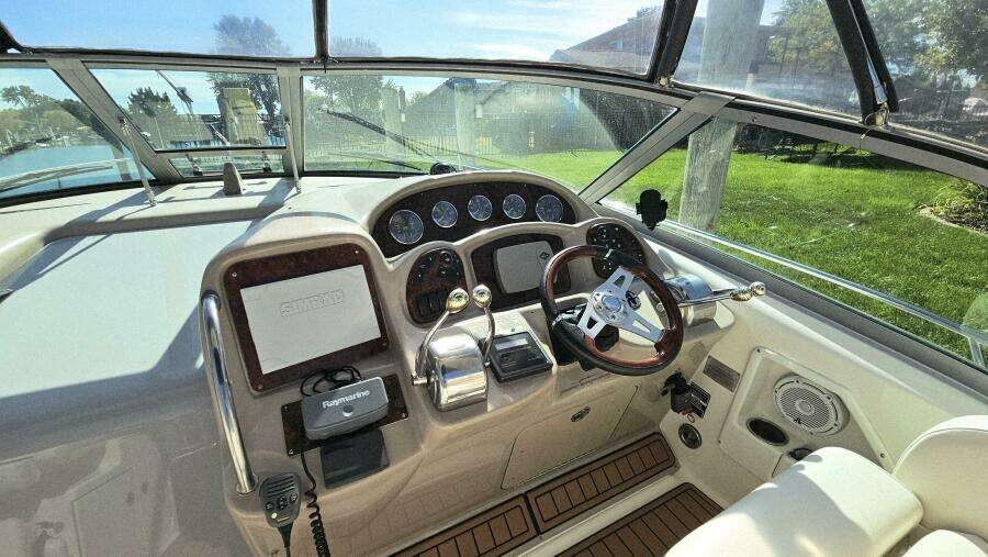 34ft Sea Ray Yacht For Sale