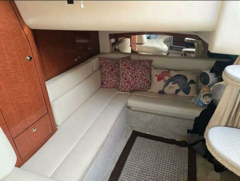 34ft Sea Ray Yacht For Sale