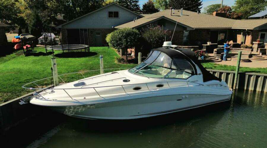 34ft Sea Ray Yacht For Sale