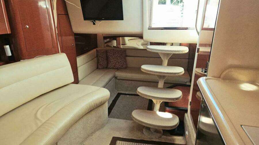 34ft Sea Ray Yacht For Sale