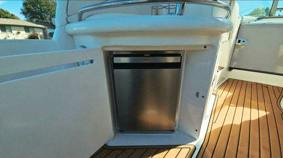 34ft Sea Ray Yacht For Sale