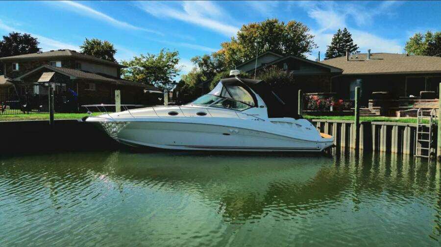 34ft Sea Ray Yacht For Sale