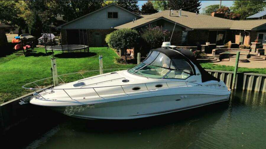 34ft Sea Ray Yacht For Sale