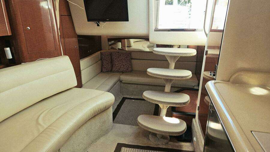 34ft Sea Ray Yacht For Sale