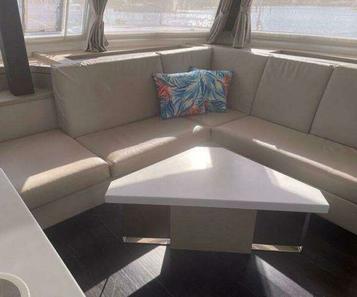 Endeavour 47ft Fountaine Pajot Yacht For Sale