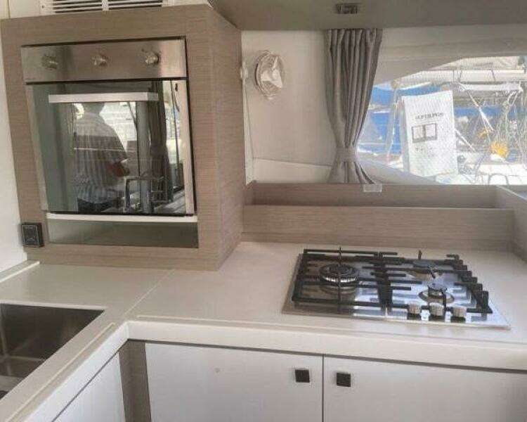Endeavour 47ft Fountaine Pajot Yacht For Sale