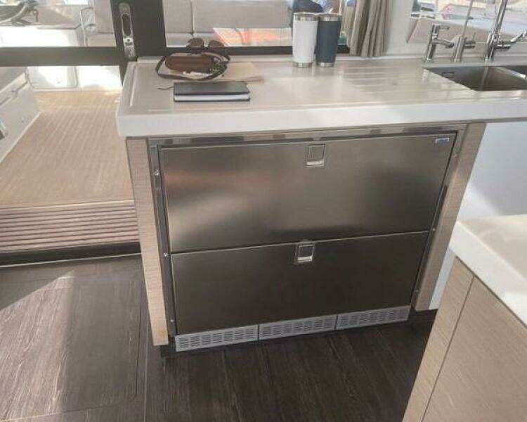 Endeavour 47ft Fountaine Pajot Yacht For Sale