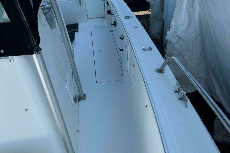 26ft Robalo Yacht For Sale