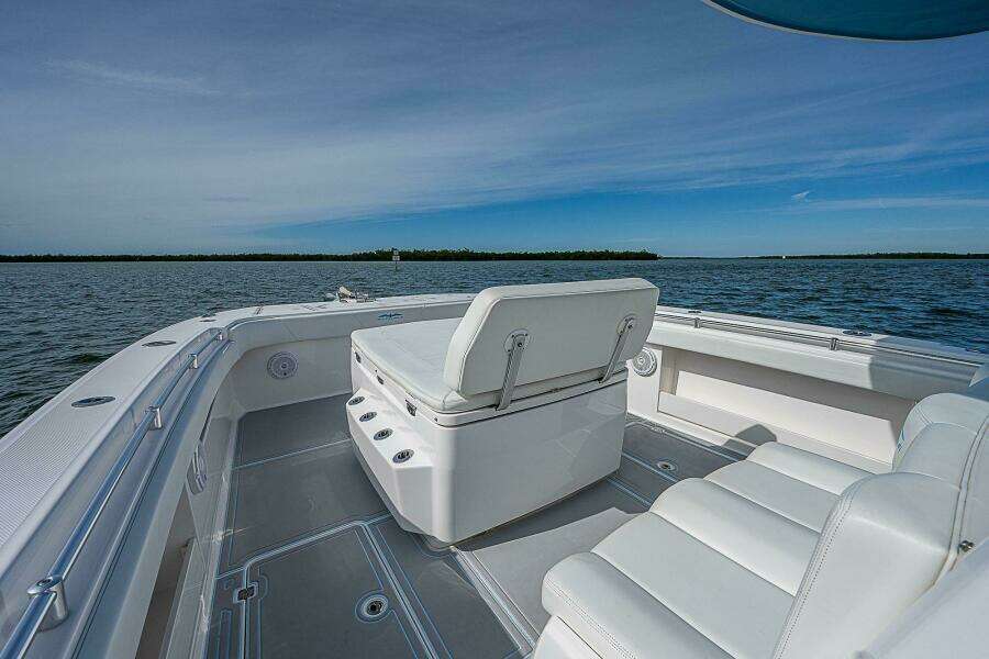 37ft Invincible Yacht For Sale
