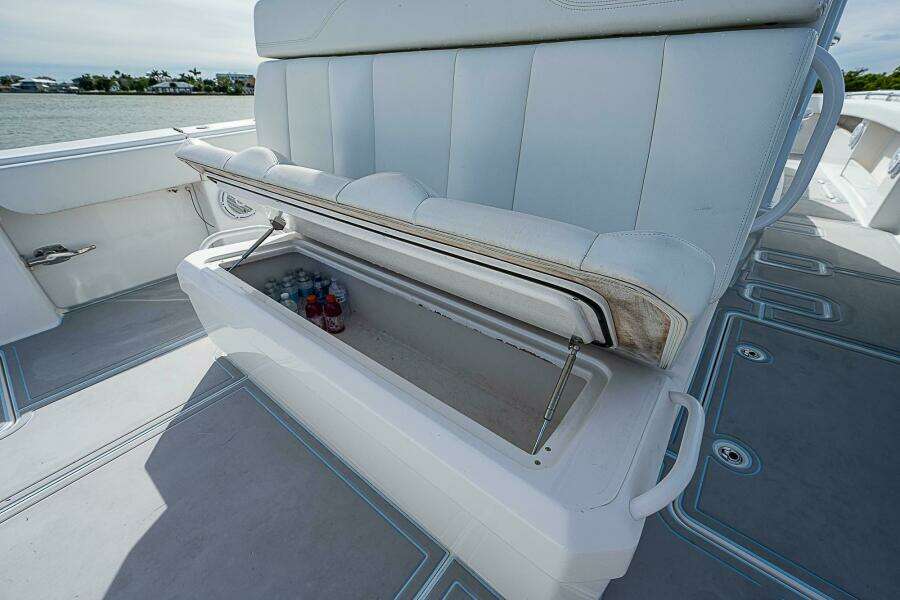 37ft Invincible Yacht For Sale
